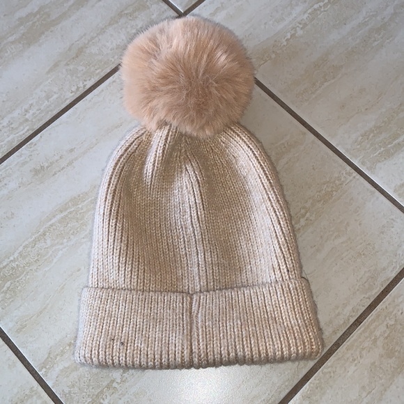 Norla Canada Beige/Tqn Pom Pom Hat - Picture 5 of 5